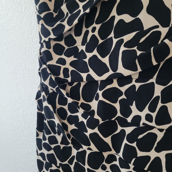 Enfocus Studio Black and Cream Sleeveless Bodycon Ruched Dress Size 4 EUC - Picture 4 of 8